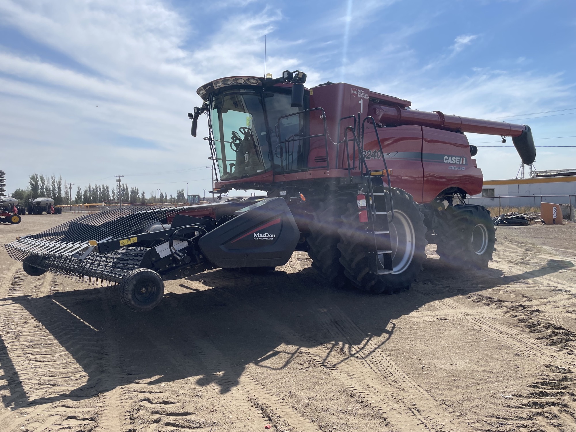 2017 Case 8240 Combine