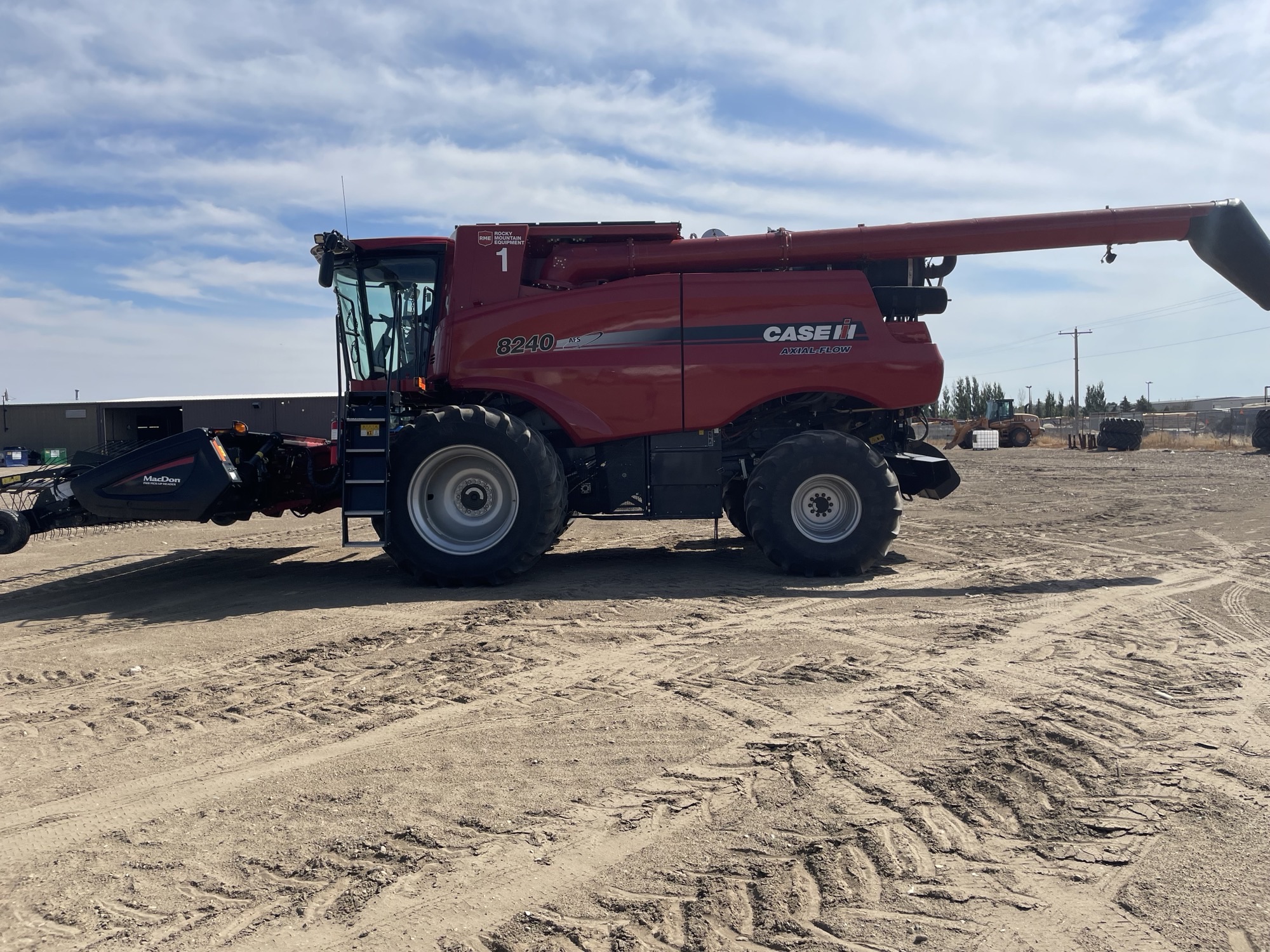 2017 Case 8240 Combine