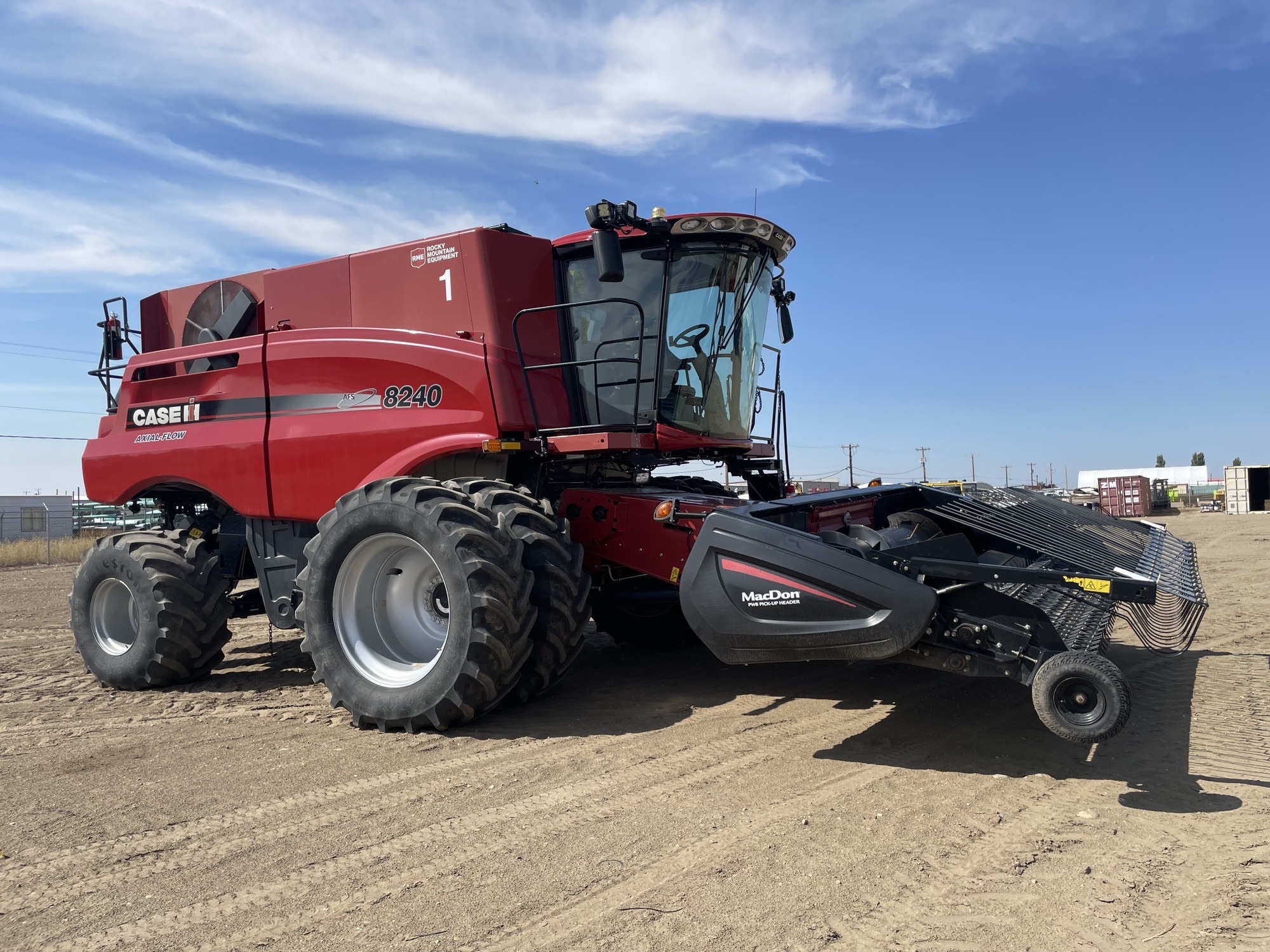 2017 Case 8240 Combine