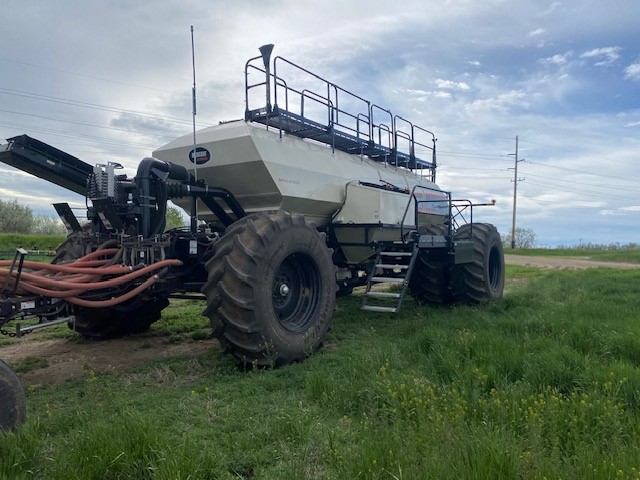 2022 Bourgault 3335-76 Seeding Tool