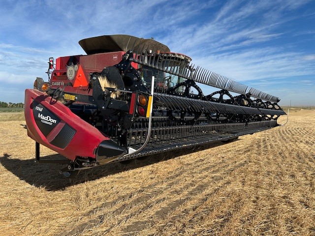 2021 MacDon FD140 Header Combine