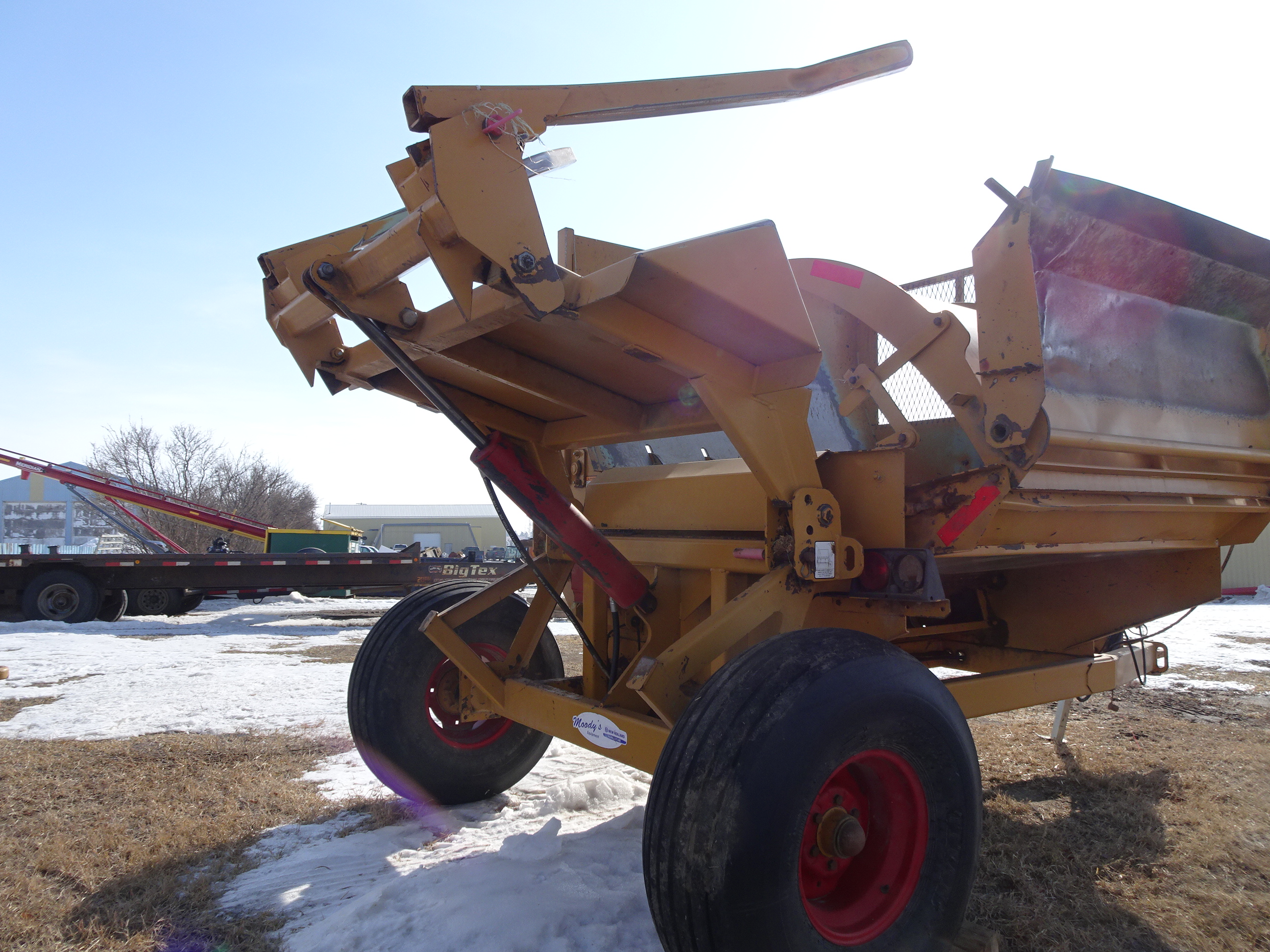 2011 Haybuster 2650 Bale Processor