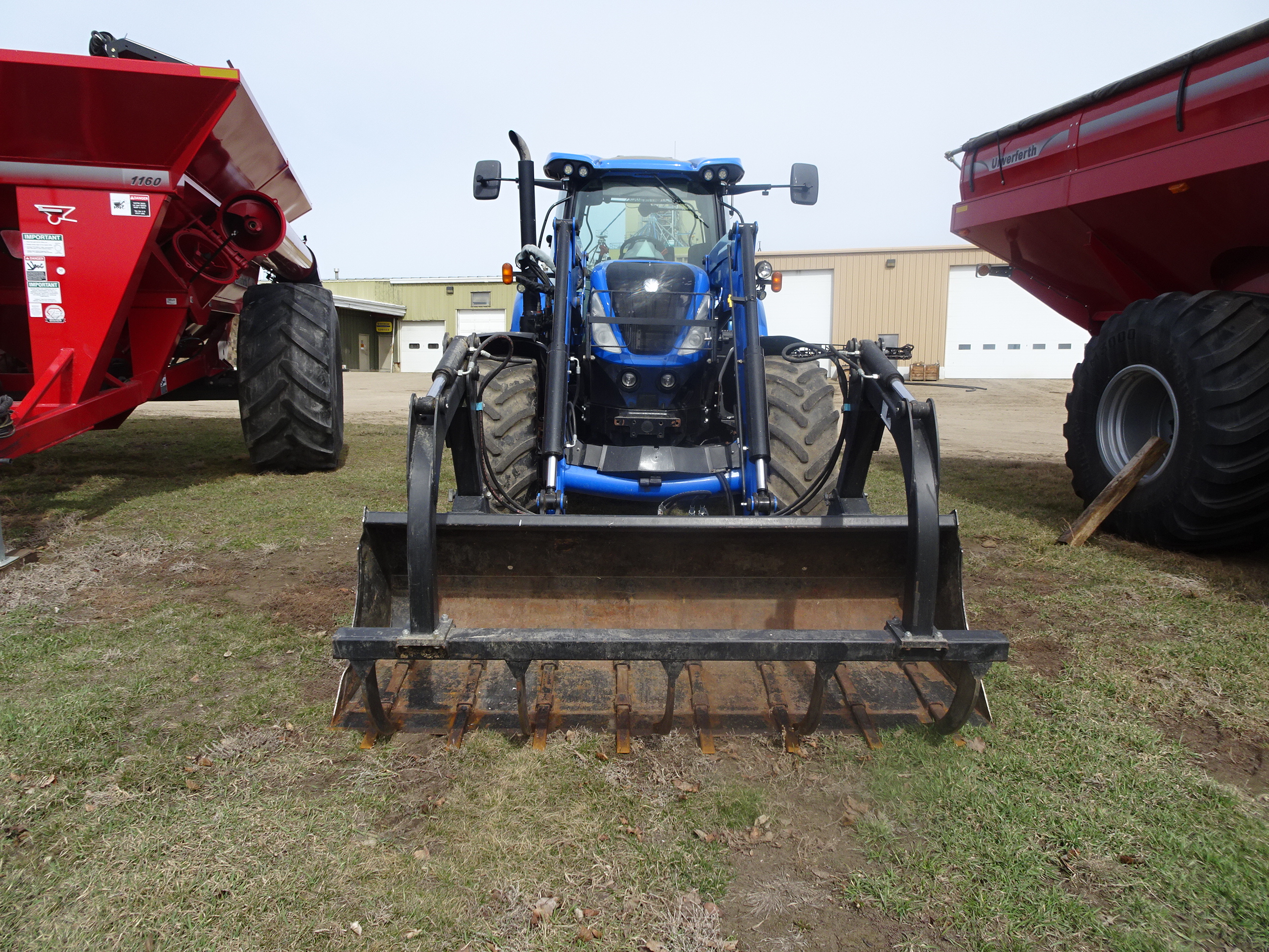 2017 New Holland T7.230 Tractor