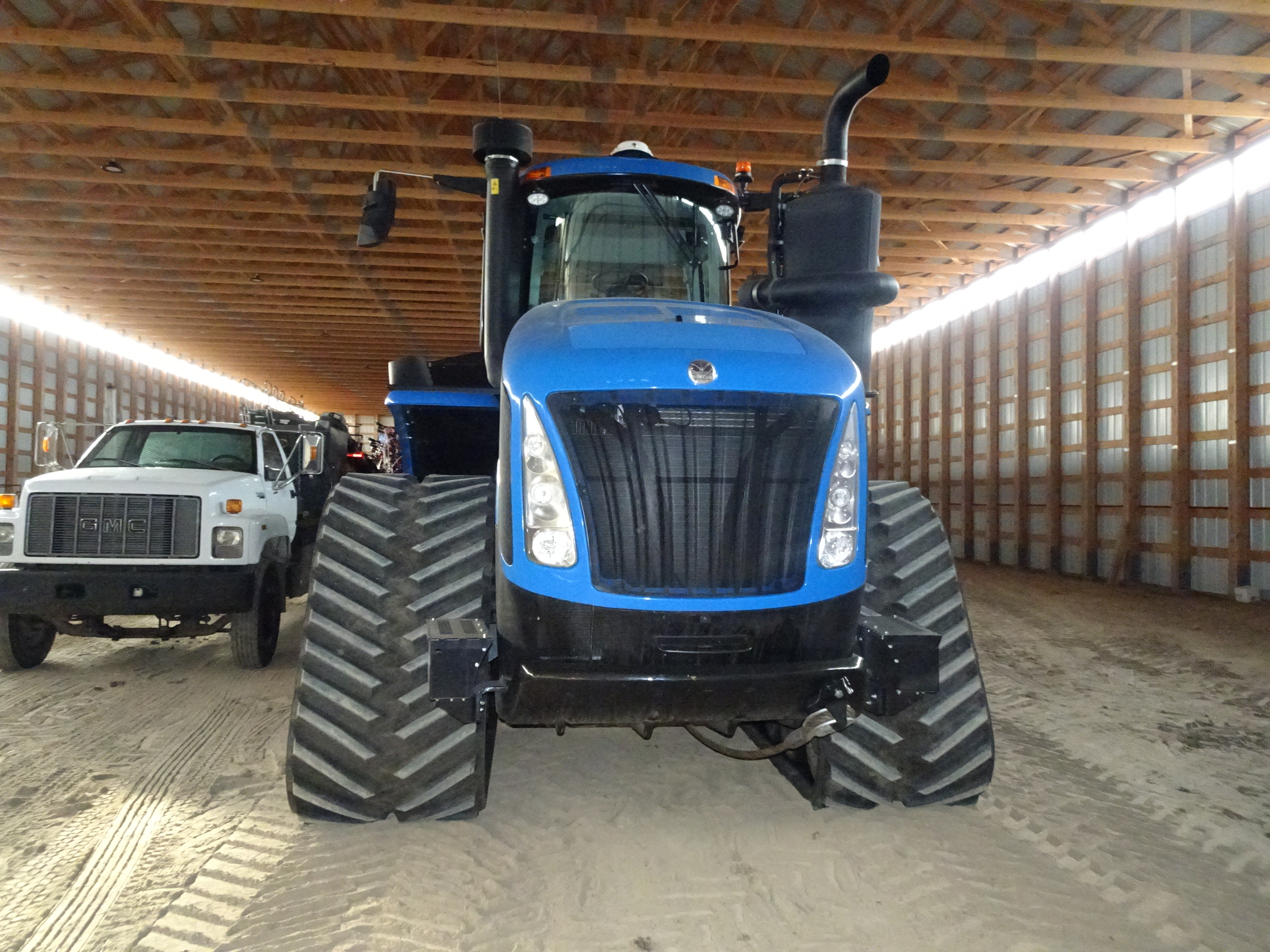 2023 New Holland T9.700 SmartTrax Tractor