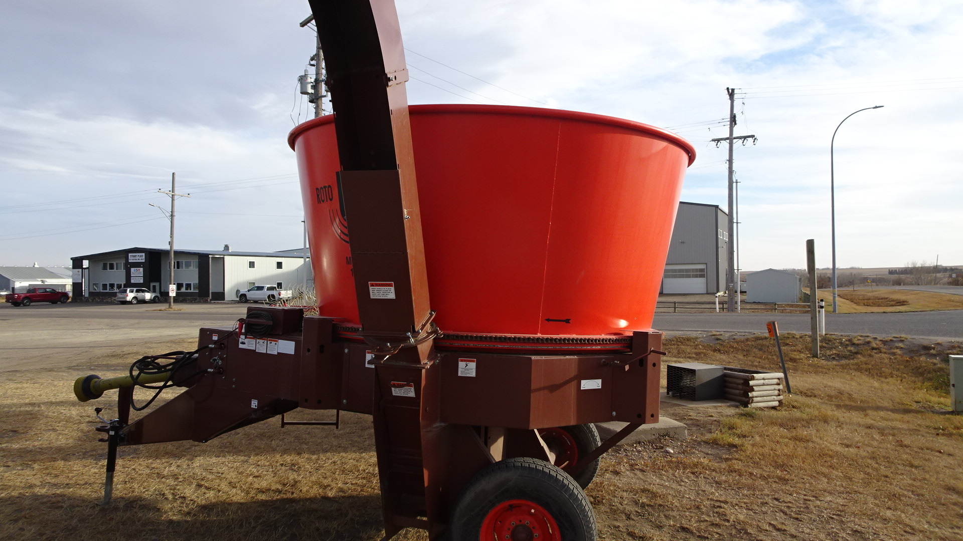 2022 Rotogrind 1090 Tub Grinder