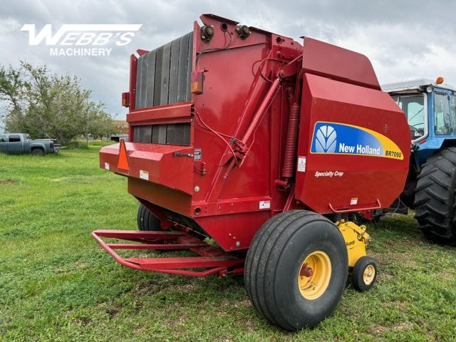 2013 New Holland BR7090 Baler/Round