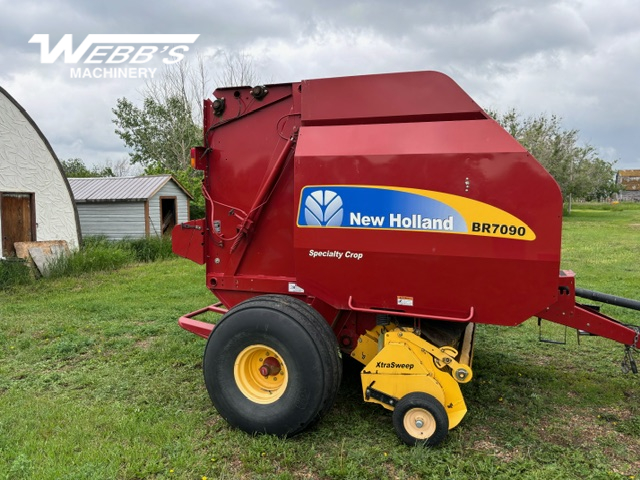 2013 New Holland BR7090 Baler/Round