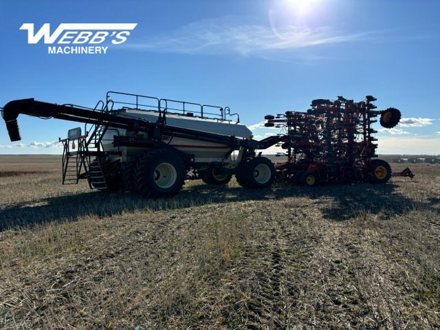 2020 Bourgault 3320-76HF Air Drill