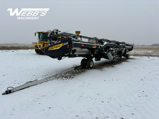 2022 MacDon FD245 Header Combine