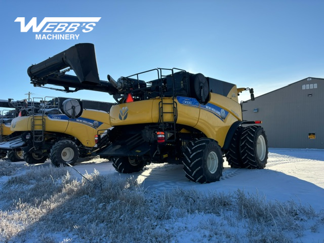 2021 New Holland CR9.90Z Combine