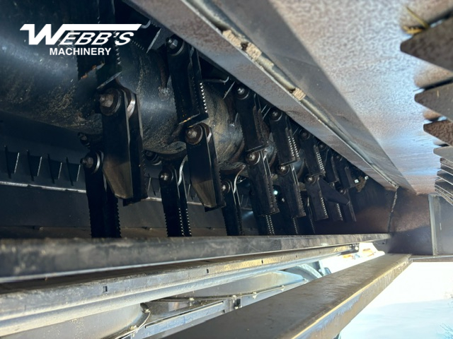 2021 New Holland CR9.90Z Combine