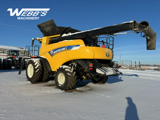 2021 New Holland CR9.90Z Combine