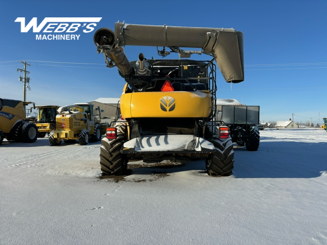 2021 New Holland CR9.90Z Combine