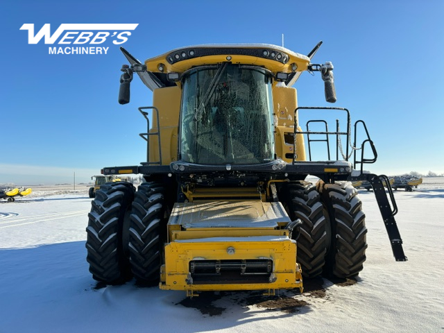 2021 New Holland CR9.90Z Combine