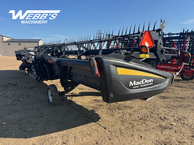 2016 MacDon FD75-40 Header Combine