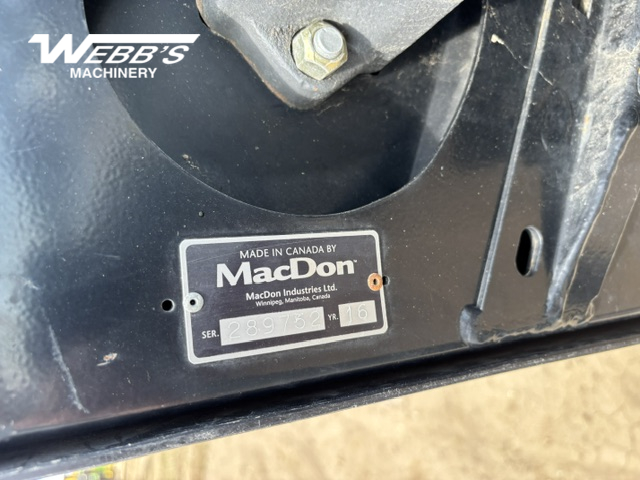2016 MacDon FD75-40 Header Combine