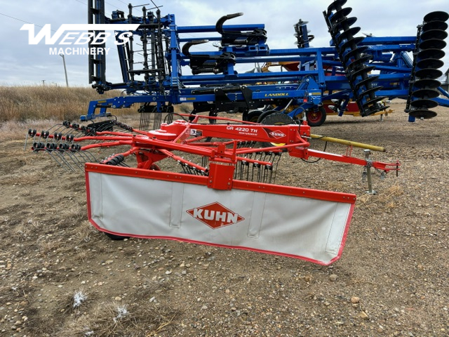 2010 Kuhn GA4220 Rake/Rotary