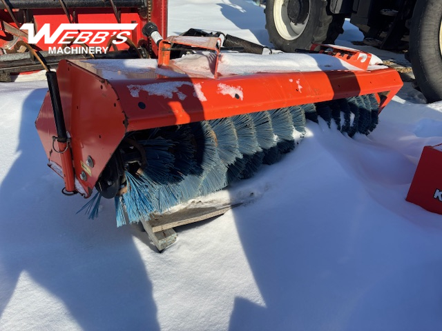 2012 Kubota L5740 Tractor