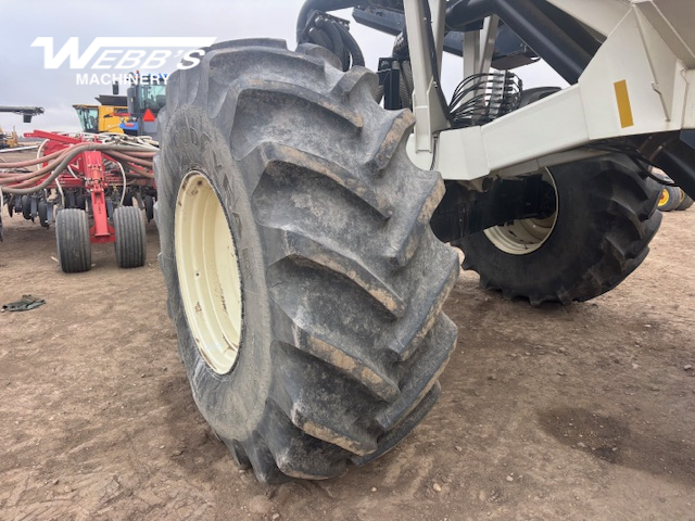 2013 Bourgault 3320-76 QDA / 7950 Air Drill