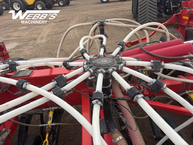2013 Bourgault 3320-76 QDA / 7950 Air Drill
