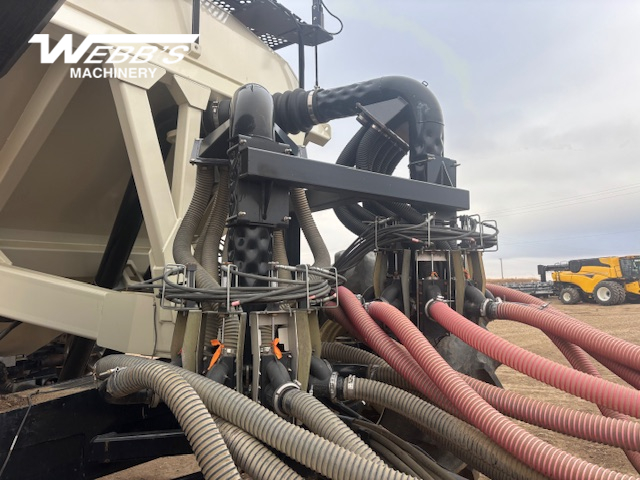 2013 Bourgault 3320-76 QDA / 7950 Air Drill