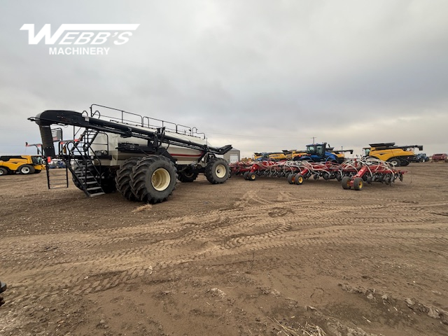 2013 Bourgault 3320-76 QDA / 7950 Air Drill