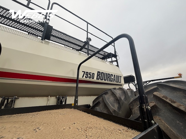 2013 Bourgault 3320-76 QDA / 7950 Air Drill