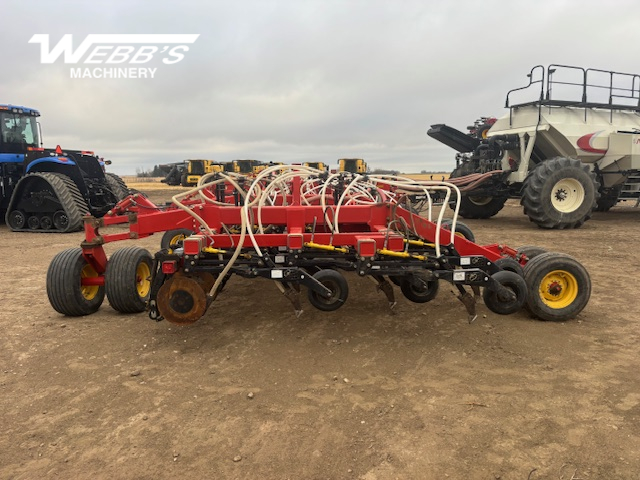 2013 Bourgault 3320-76 QDA / 7950 Air Drill