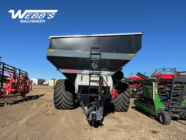 2025 Demco 1500 Grain Cart