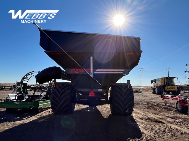 2025 Demco 1500 Grain Cart