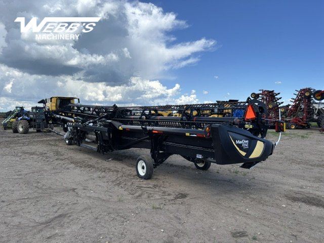 2018 MacDon FD145 Header Combine
