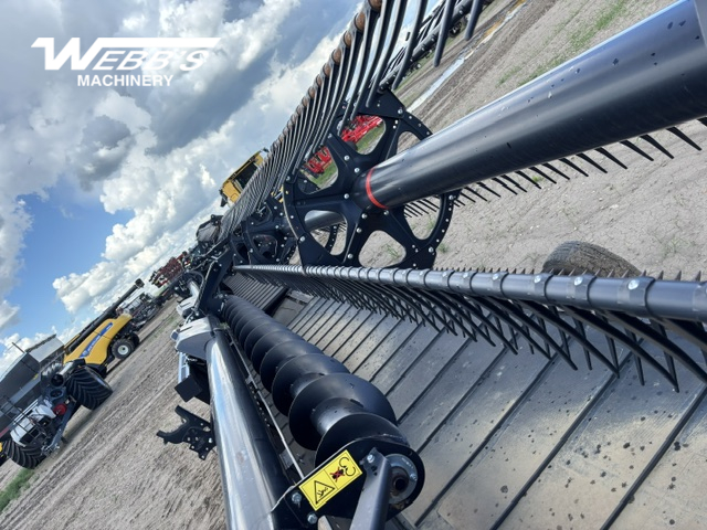 2018 MacDon FD145 Header Combine