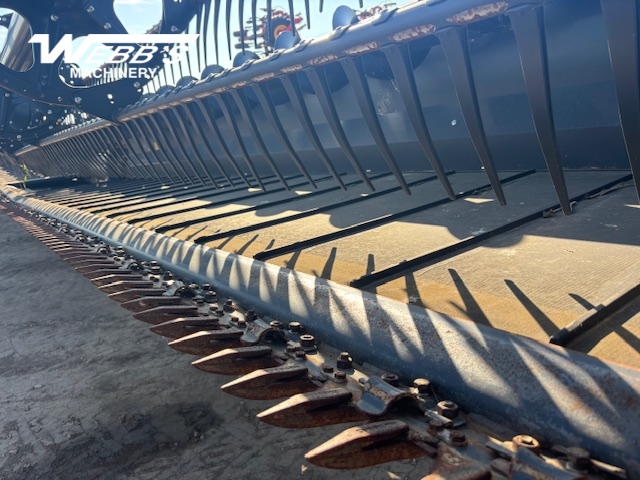 2018 MacDon FD145 Header Combine