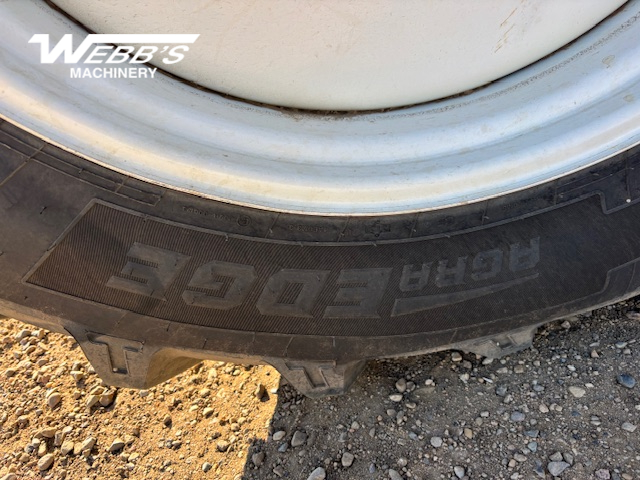 2012 Apache AS1020 Sprayer/High Clearance