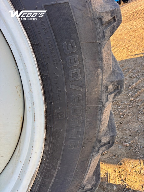 2012 Apache AS1020 Sprayer/High Clearance