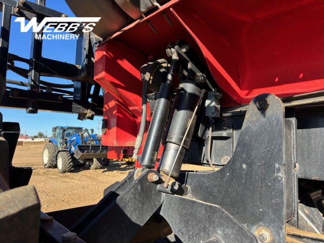 2012 Apache AS1020 Sprayer/High Clearance