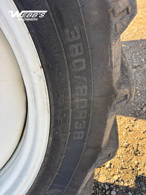 2012 Apache AS1020 Sprayer/High Clearance