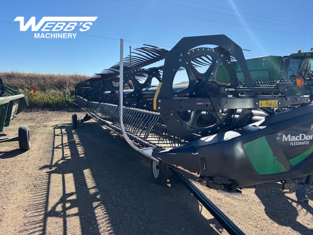 2021 MacDon FD140 Header Combine