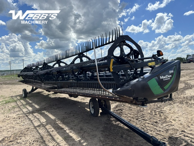 2021 MacDon FD140 Header Combine