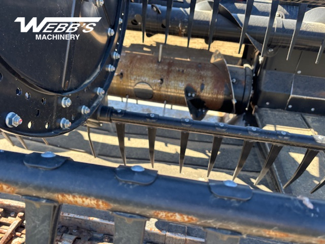 2021 MacDon FD140 Header Combine