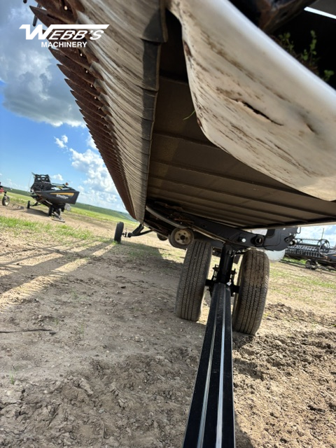 2021 MacDon FD140 Header Combine