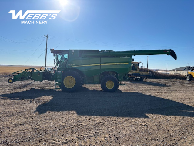 2018 John Deere S780 Combine