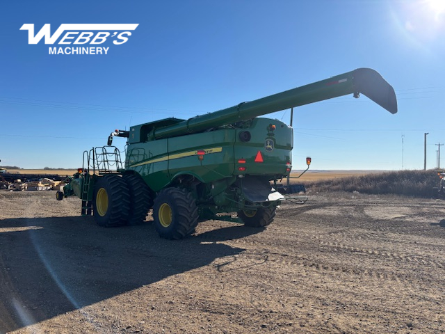 2018 John Deere S780 Combine