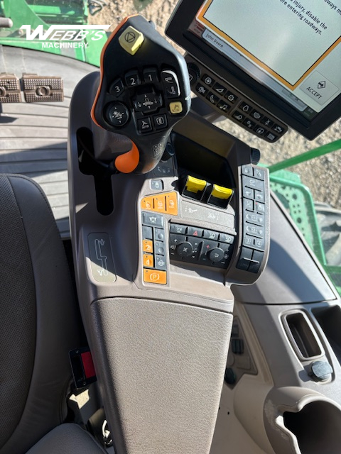 2018 John Deere S780 Combine