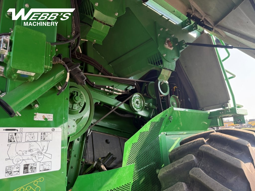 2020 John Deere S780 Combine