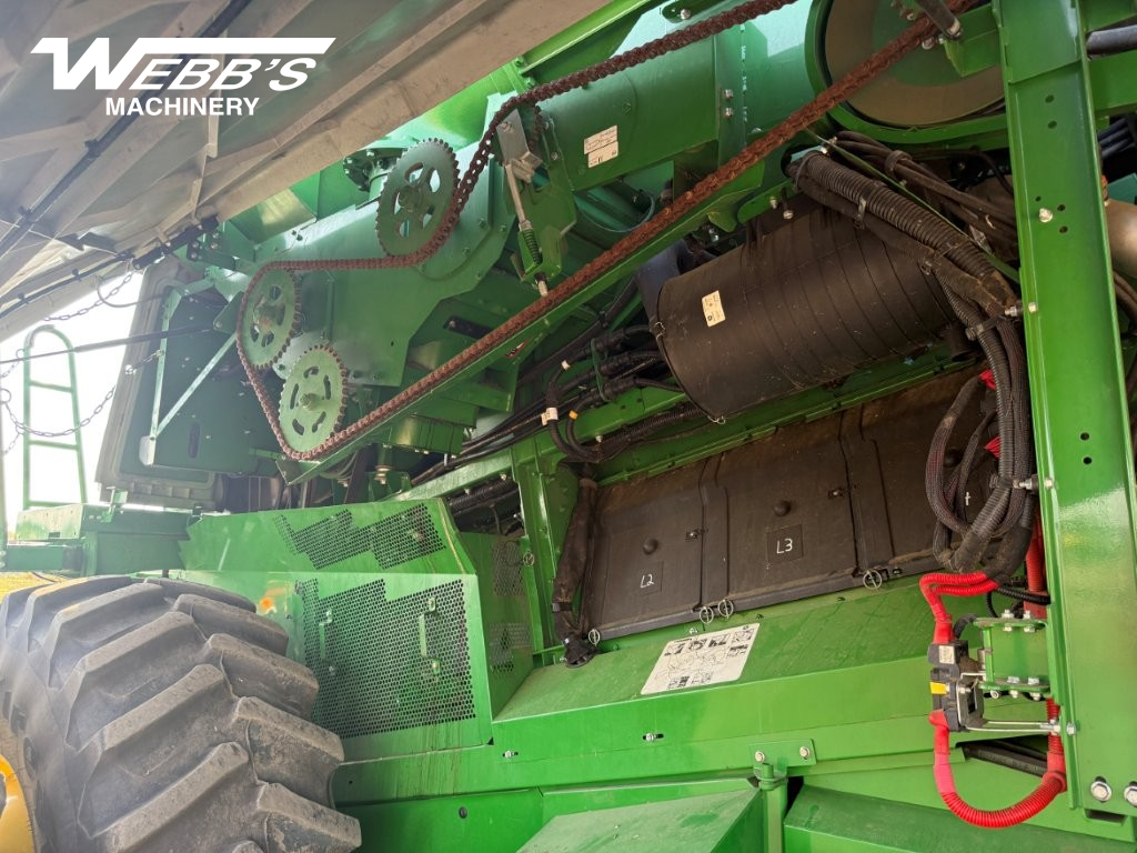 2020 John Deere S780 Combine