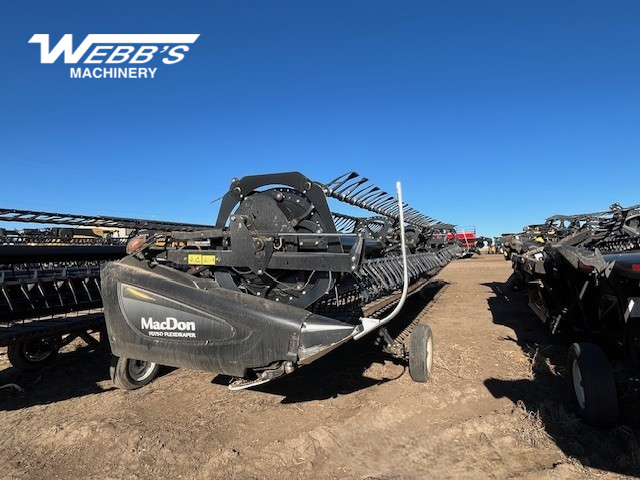 2015 MacDon FD75-40 Header Combine