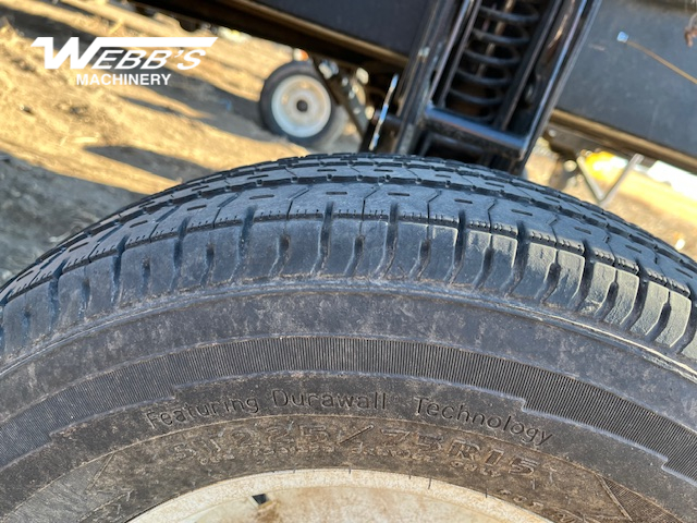 2014 MacDon FD75-40 Header Combine