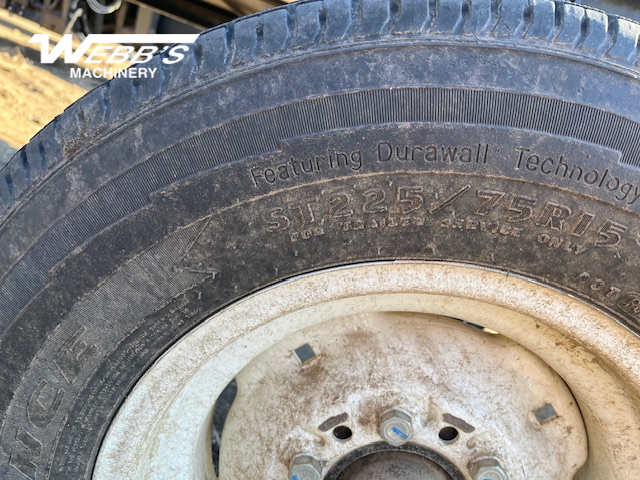 2014 MacDon FD75-40 Header Combine