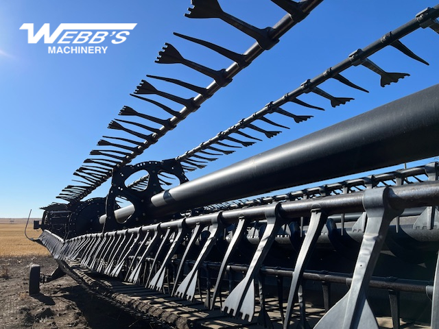 2014 MacDon FD75-40 Header Combine